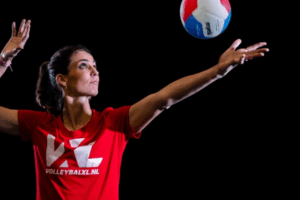 rahasia-serve-voli-kuat-dan-stabil-bagi-pemain