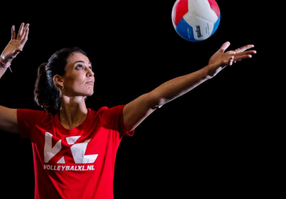 rahasia-serve-voli-kuat-dan-stabil-bagi-pemain