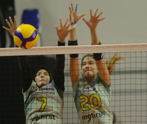 strategi-voli-menahan-serangan-cepat-di-dekat-net