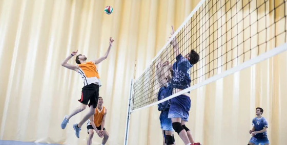 strategi-double-block-voli-untuk-menghadapi-spiker-kuat