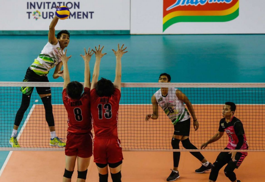 Teknik Melakukan Smash Voli Menukik Tajam Ke Area Lawan